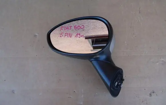 Fiat 500 Front door electric wing mirror 