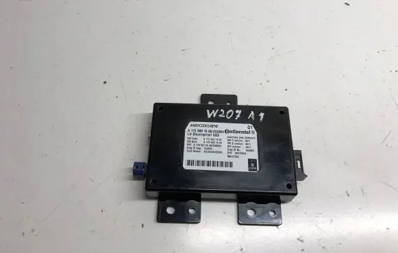 Mercedes-Benz E C207 W207 Bluetooth control unit module A1729001906