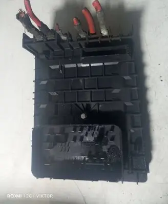 Volkswagen PASSAT B6 Fuse module 1K0937125
