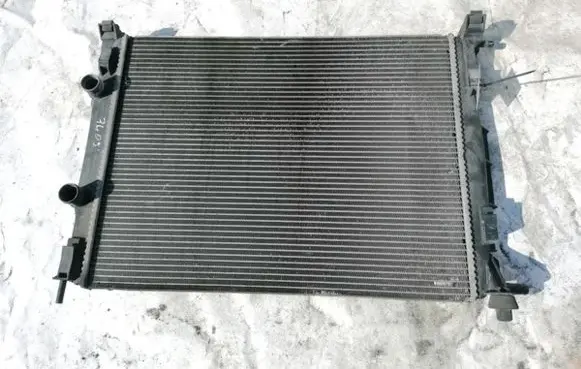 Renault Megane II Coolant radiator