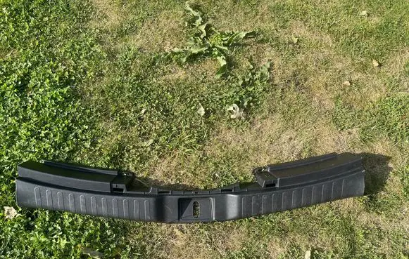Honda CR-V Trunk/boot sill cover protection 84641TLA