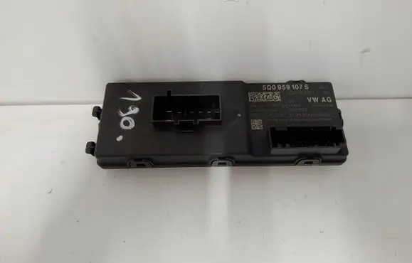 Audi Q3 F3 Tailgate/trunk control unit/module 5Q0959107S