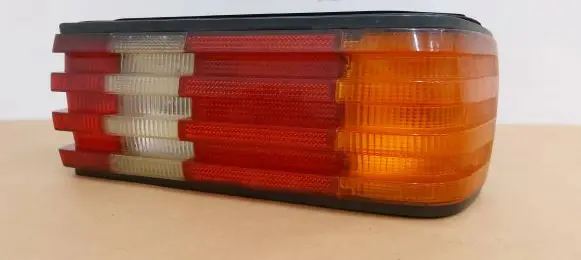 Mercedes-Benz 380 560SEC C126 Rear/tail lights 22072