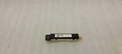 Audi A3 S3 8V Aerial antenna switch 8V4035225B