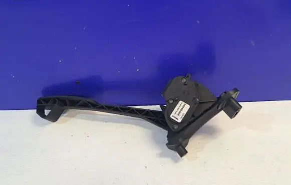 Volvo S60 Accelerator throttle pedal 30636004 30683514