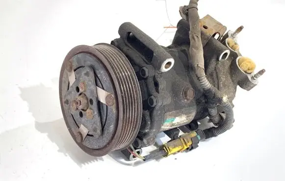 Peugeot 207 Air conditioning (A/C) compressor (pump) 9659875780