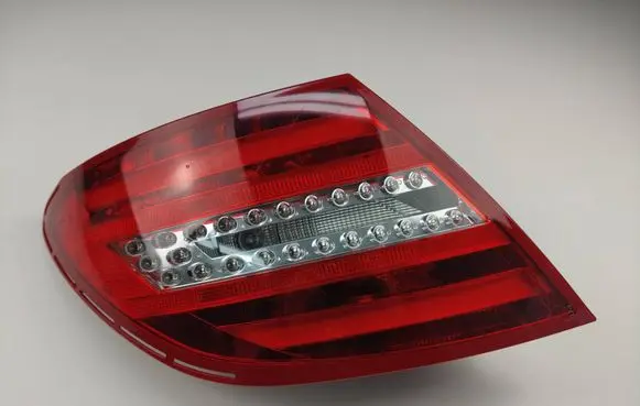 Mercedes-Benz C W204 Rear/tail lights 2049060403