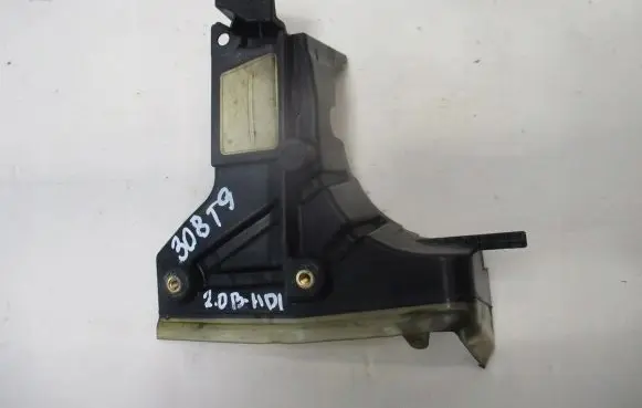 Peugeot 308 Engine cover (trim)