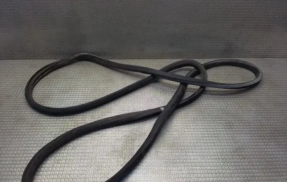 Volkswagen Transporter - Caravelle T5 Sliding door rubber seal 