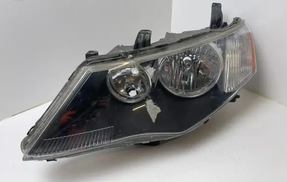 Mitsubishi Outlander Headlight/headlamp