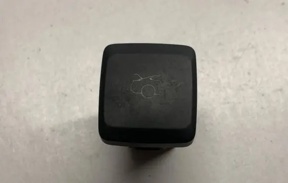 Ford Mustang VI Tailgate/boot open switch button FR3T198514AAW