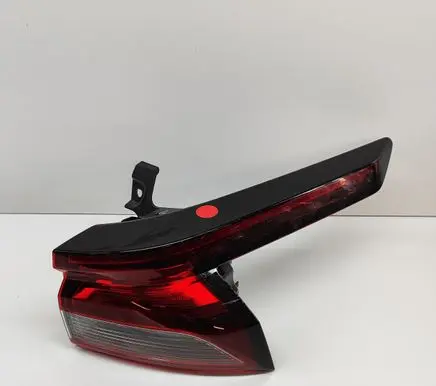 Nissan Qashqai J12 Rear/tail lights 265506UA0A