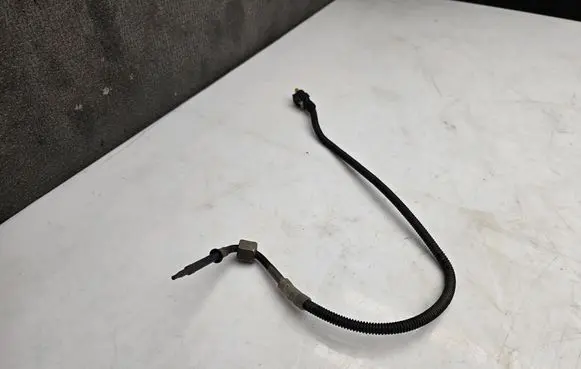 Mercedes-Benz Sprinter W907 W910 Exhaust gas temperature sensor A0009059604