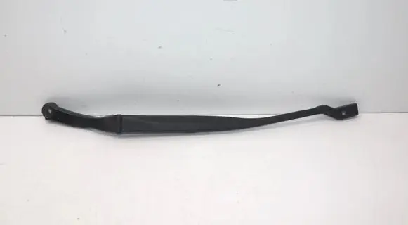 Maserati Ghibli Windshield/front glass wiper blade 670007562