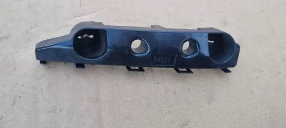 Nissan Pulsar Front bumper mounting bracket 622243ZL0A