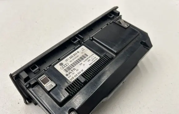 Audi A6 S6 C6 4F Climate control unit 4F1820043M 4F0910043 5HB00883434