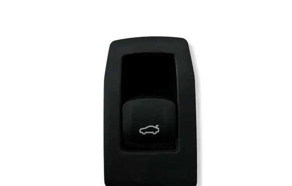BMW 3 G20 G21 Tailgate/boot open switch button 7948786