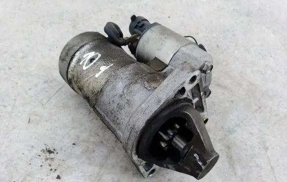 Fiat Punto Evo Starter motor 