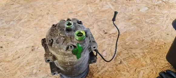 Audi A4 S4 B5 8D Air conditioning (A/C) compressor (pump)