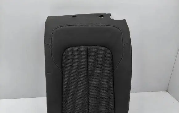 Audi Q2 - Rear seat 