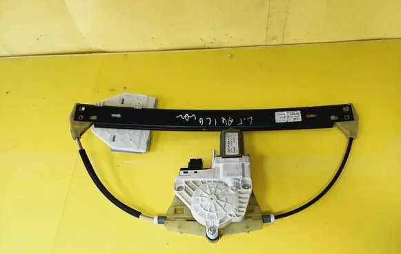 Audi A6 S6 C6 4F Rear door window regulator with motor 4F0839461A 4F0959801C