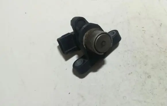 Volvo V70 Crankshaft position sensor 30637803