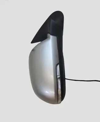 Skoda Octavia Mk2 (1Z) Front door electric wing mirror