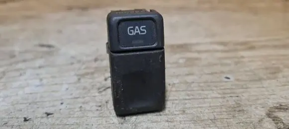 Volvo S70 V70 V70 XC Fuel (gas) shift switch 9459149