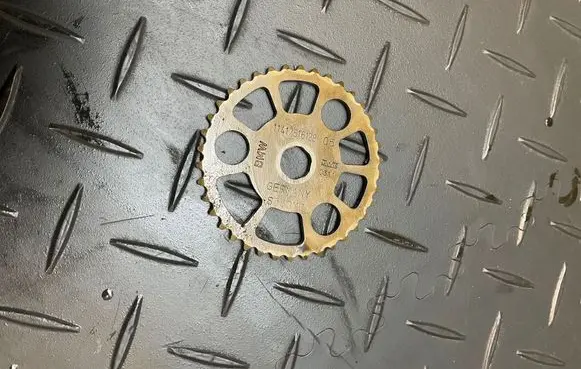 BMW X5 E70 Timing chain sprocket 7516128 0311 S550MC