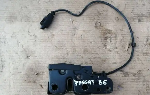 Volkswagen PASSAT B6 Engine bonnet/hood lock/catch