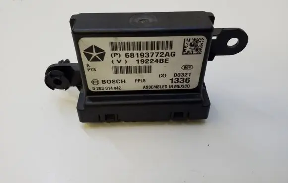 Chrysler Pacifica Parking PDC control unit/module 68193772AG 19224BE