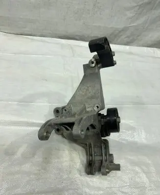 Fiat 500X Engine mounting bracket 55258549