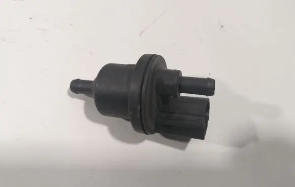 Skoda Fabia Mk2 (5J) Vacuum valve 2580116B 6QE906517