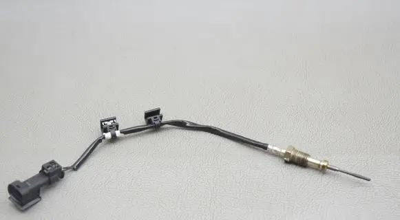 BMW X3 G01 Oil temperature sensor 7615487