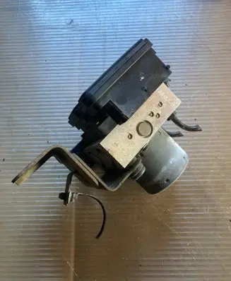 Hyundai i40 ABS Pump 589203Z910