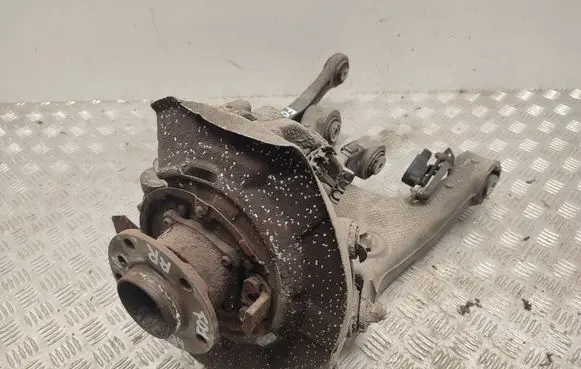 BMW 7 F01 F02 F03 F04 Rear wheel hub spindle/knuckle 33326796498