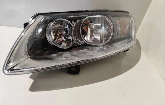 Audi A6 S6 C6 4F Headlight/headlamp 20A686