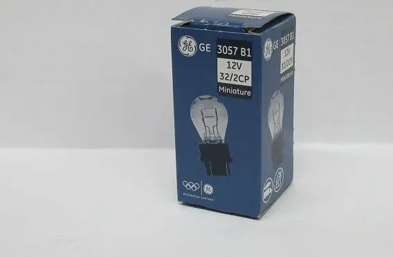 Nissan Juke I F15 Xenon bulb GE3057