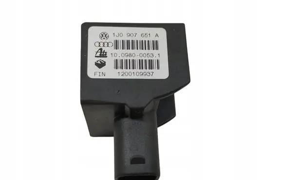 Volkswagen Golf IV Sensor 1J0907651A