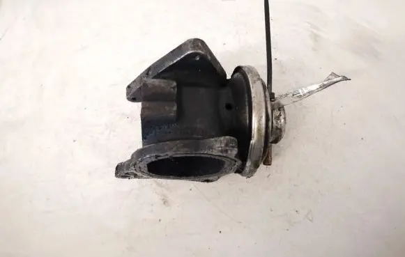 Mitsubishi Outlander EGR valve 038129637d
