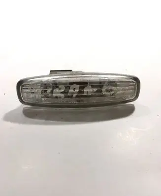 Nissan Murano Z51 Front fender indicator light A045053