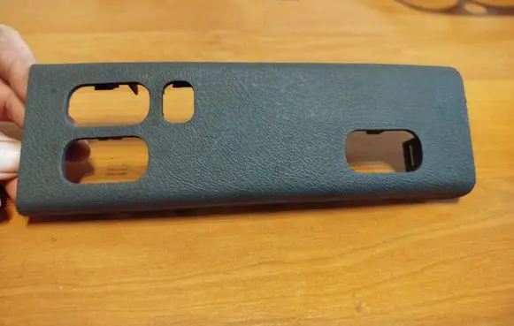 Mercedes-Benz A W168 Front door window switch trim 