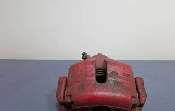 Skoda Octavia Mk2 (1Z) Front brake caliper