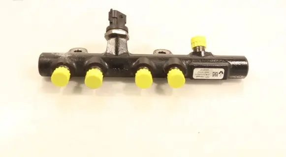 Renault Clio IV Fuel main line pipe 163022157
