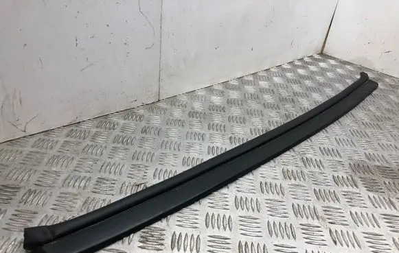 BMW 5 F10 F11 Engine compartment rubber 