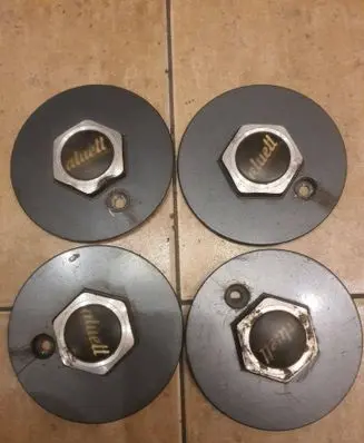 BMW 5 E34 Non-original wheel cap Aluett