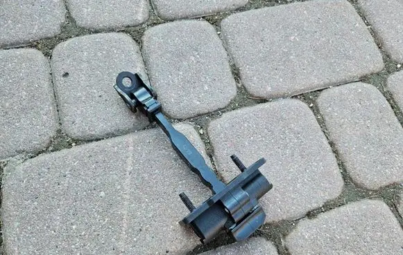 Opel Corsa F Front door check strap stopper 11TYS