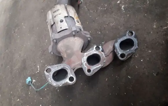 Nissan Altima Exhaust manifold NN1025