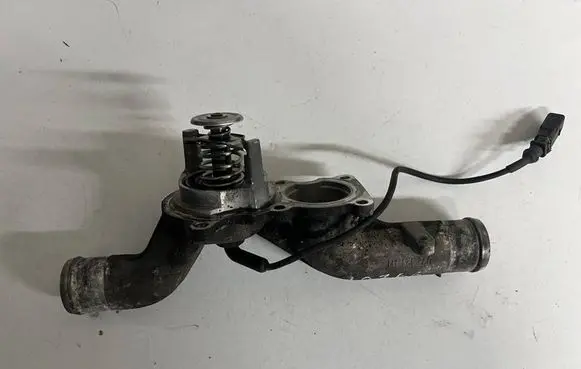 Volkswagen Touareg I Engine coolant pipe/hose 07z121111 dewa0