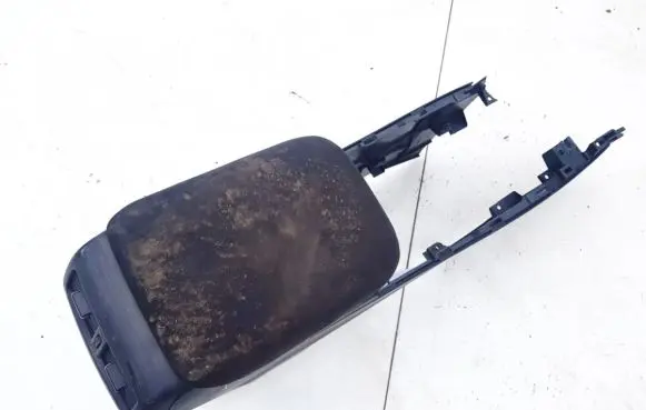 Honda CR-V Armrest